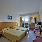 Cactus 4*
